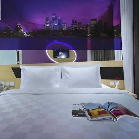 G Suites Hotel By Amithya Surabaya Exterior foto